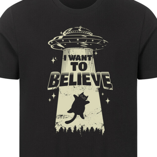 Nahaufnahme - Schwarzes T-Shirt - 'I Want To Believe' - Katze wird von UFO entführt